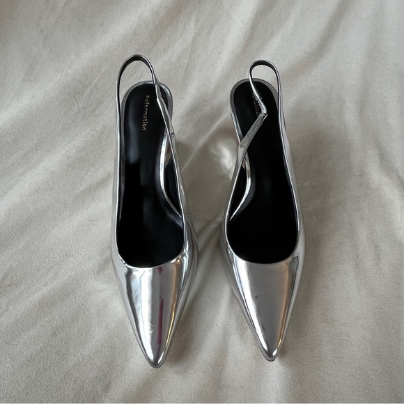 Reformation Westlynn Silver Metallic Point Toe Heel Size 9 NWOT - Picture 6 of 10